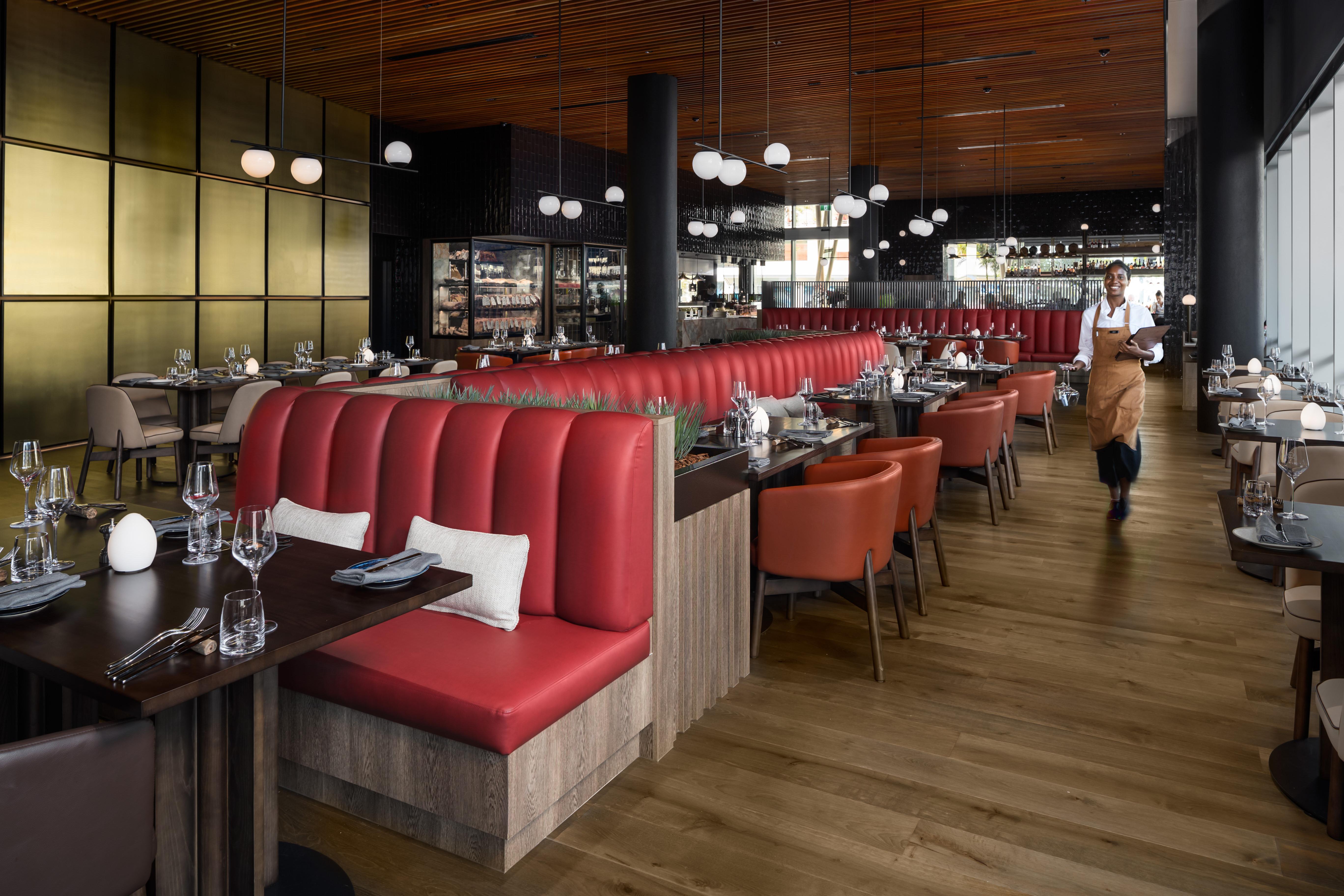Crystalbrook Bailey Hotel Cairns Bagian luar foto Interior of the restaurant