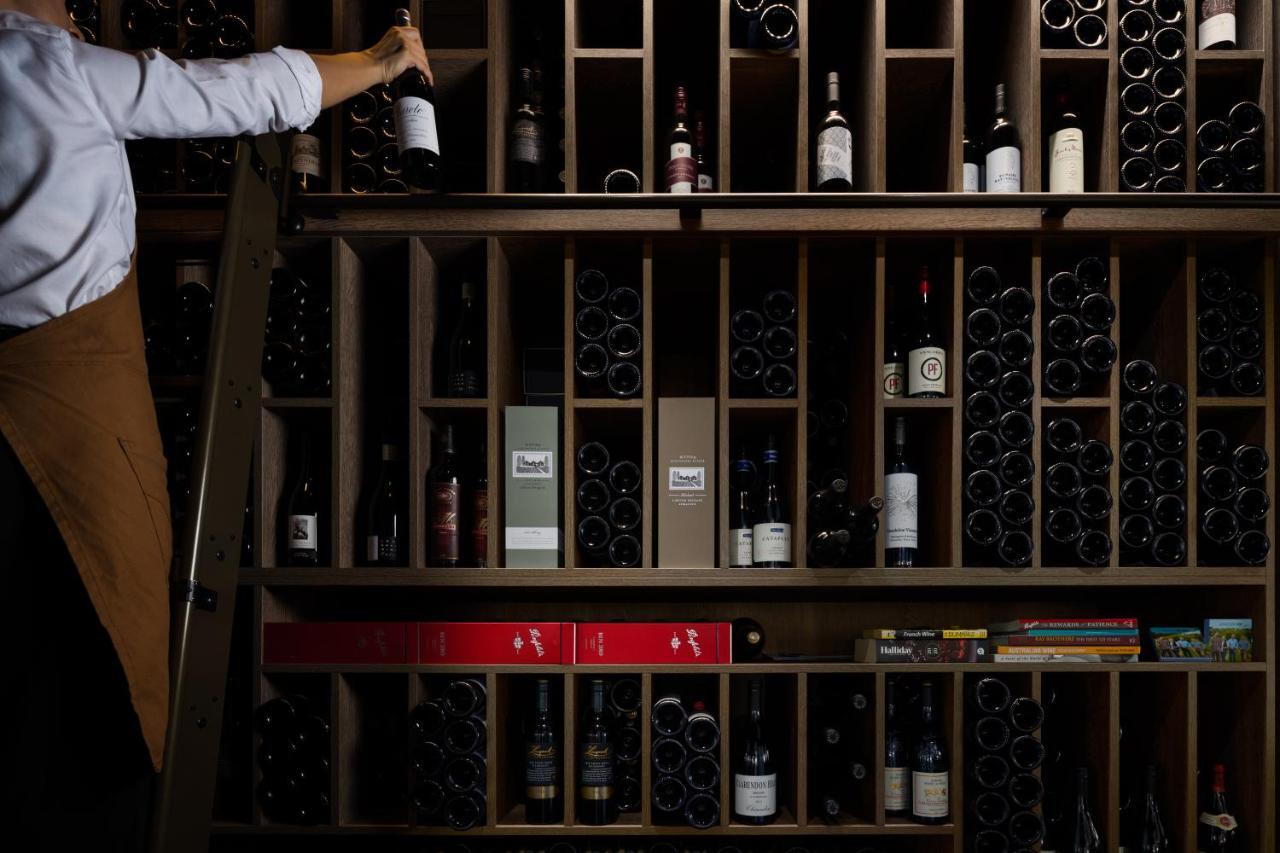 Crystalbrook Bailey Hotel Cairns Bagian luar foto Wine cellar